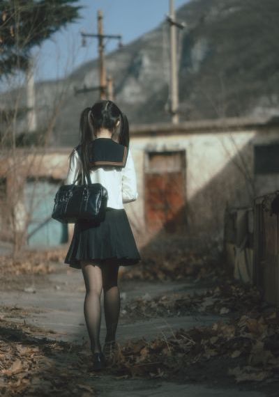 第一次爱的人免费观看完整版_HDBD在线观看