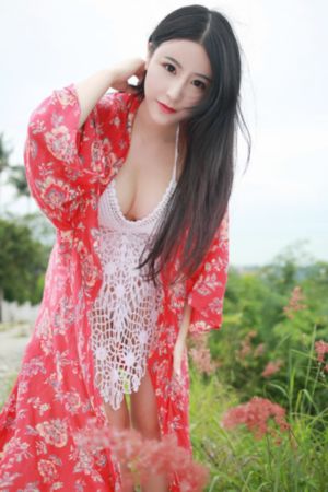 妈妈的闺蜜在线_720在线观看视频