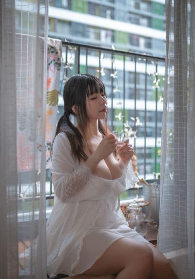 姑娘在线看全集视频播放_蓝光动漫免费观看